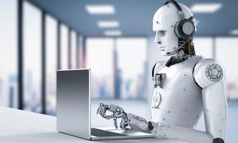 Jurado de CIO: el 25 % de los líderes tecnológicos dicen que la IA reemplazará los puestos de trabajo en sus empresas en 2018