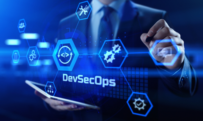 Concepto de programación del ciclo de desarrollo de software DevSecOps.